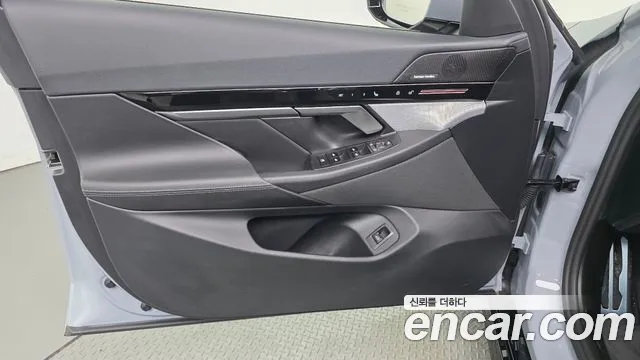 BMW 5 Series — Фото автомобиля 13