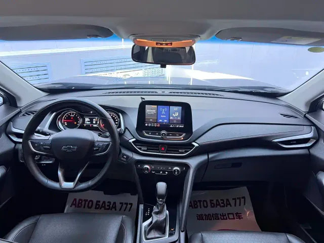 Chevrolet Orlando — Фото автомобиля 15