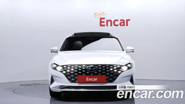Hyundai Grandeur Новый Grandeur IG — Фото автомобиля 3