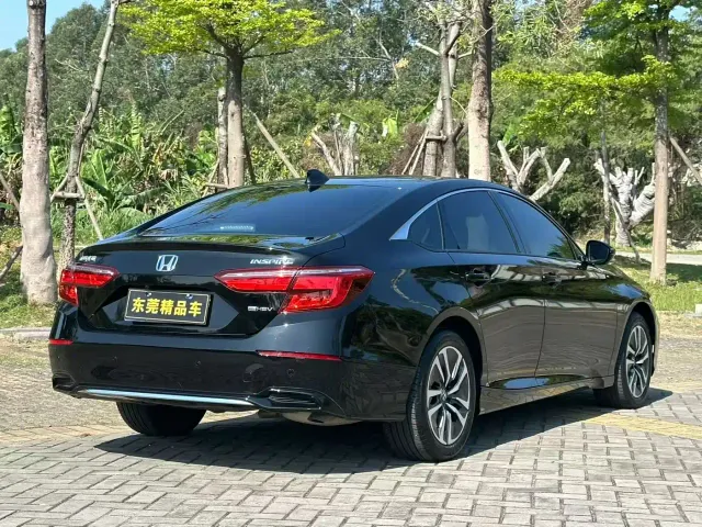 Honda Inspire — Фото автомобиля 4