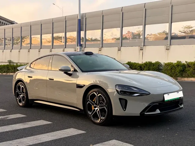 Xiaomi SU7 — Фото автомобиля 3