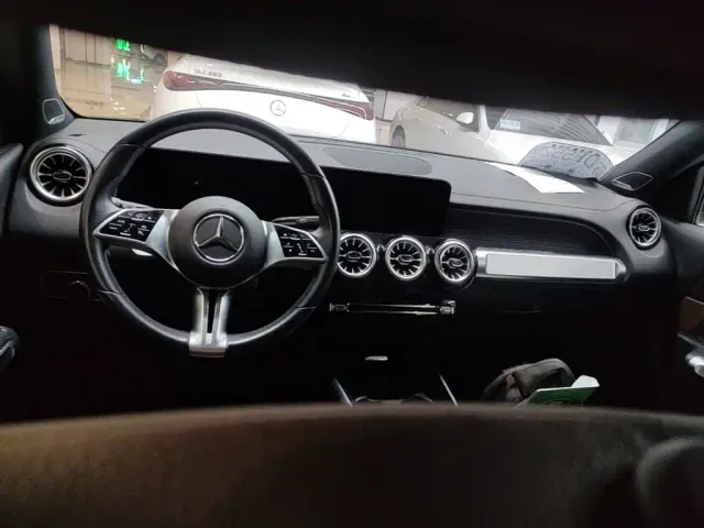 Mercedes-Benz GLB-Class — Фото автомобиля 9