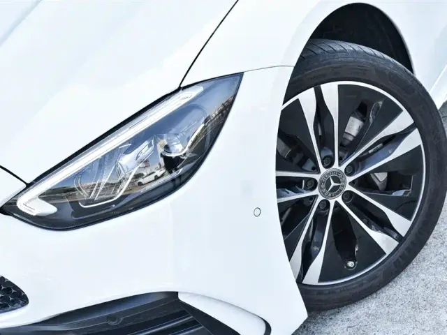 Mercedes-Benz C-Class — Фото автомобиля 20
