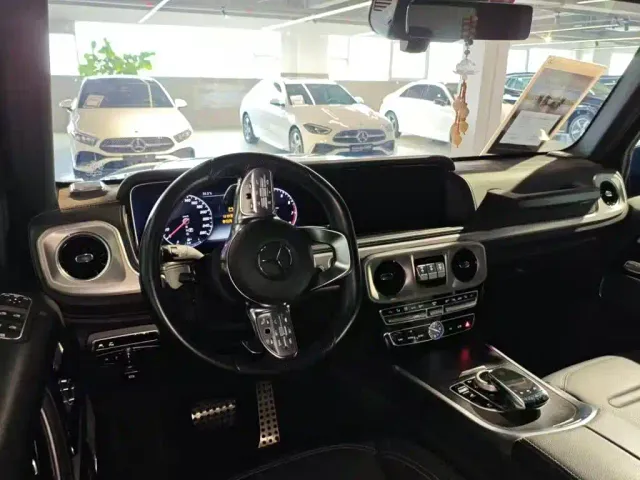 Mercedes-Benz G-Class — Фото автомобиля 6
