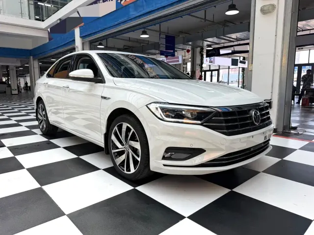 Volkswagen Sagitar — Фото автомобиля 3