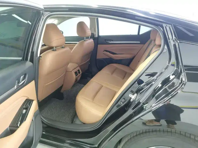 Nissan Teana — Фото автомобиля 11