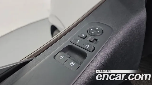 Hyundai Staria — Фото автомобиля 12