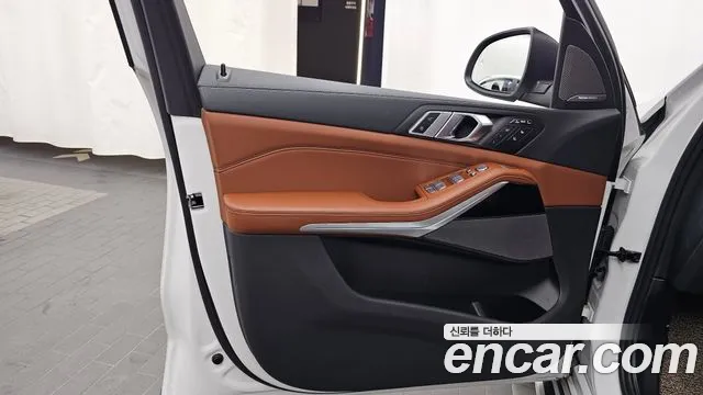 BMW X7 — Фото автомобиля 20