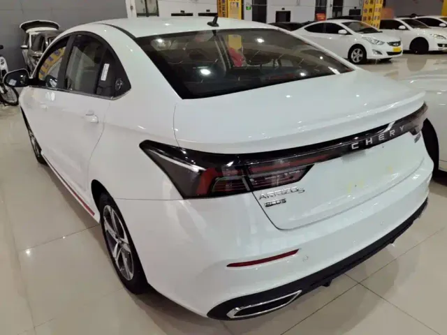 Chery Arrizo 5 PLUS — Фото автомобиля 4