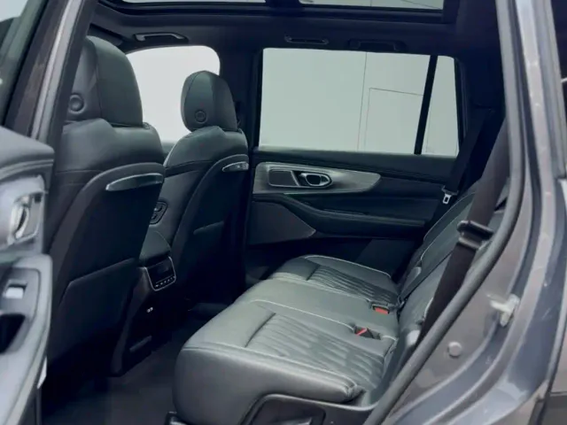 GAC Trumpchi GS8 — Фото автомобиля 10