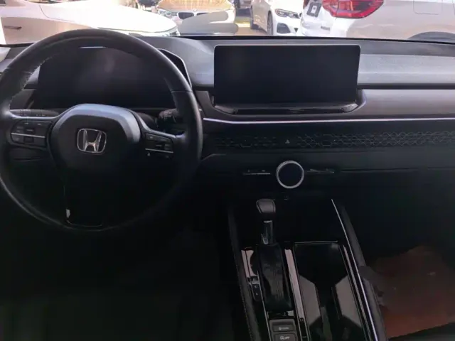 Honda Accord — Фото автомобиля 12