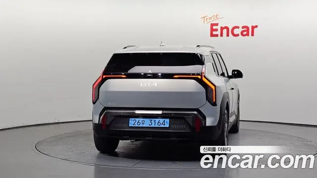 Kia EV3 — Фото автомобиля 4