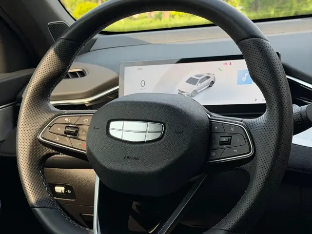 Geely Xingrui — Фото автомобиля 11