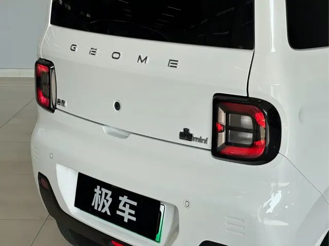 Geely Panda — Фото автомобиля 8