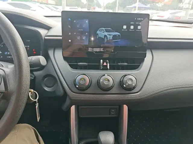 Toyota Corolla Cross — Фото автомобиля 12
