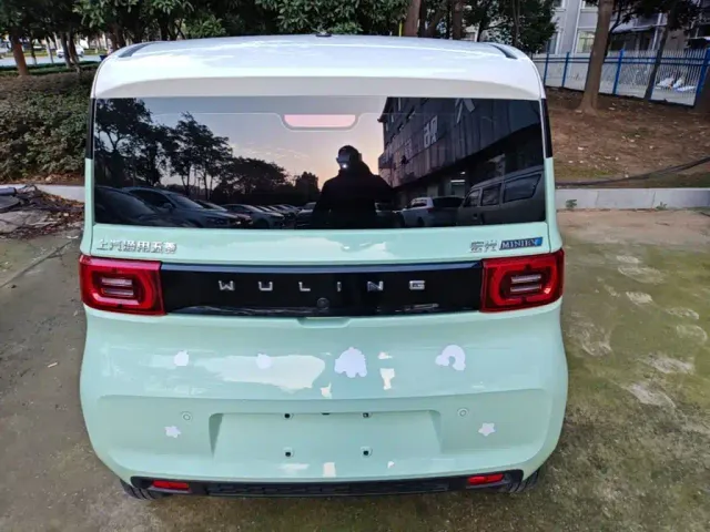 Wuling Hongguang Mini EV — Фото автомобиля 5