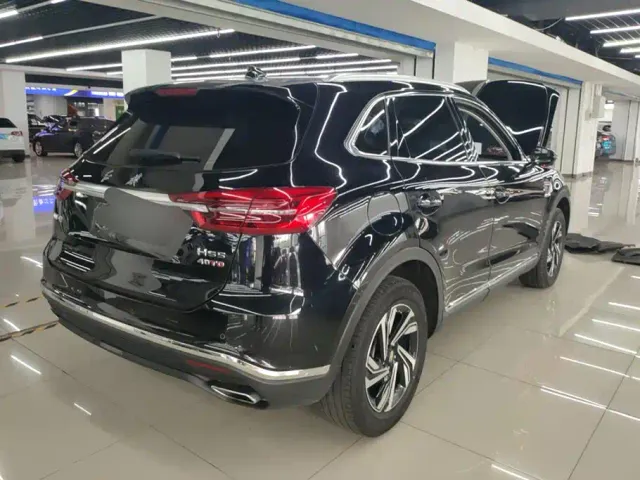 Hongqi Hongqi HS5 2022 Facelift 2.0T Smart Flag Enjoyment Edition — Фото автомобиля 3