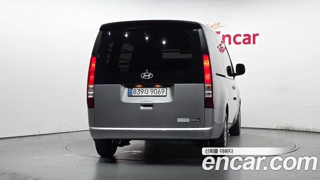 Hyundai Staria Staria Карго 3 места — Фото автомобиля 4