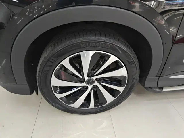 BYD Song PLUS — Фото автомобиля 22