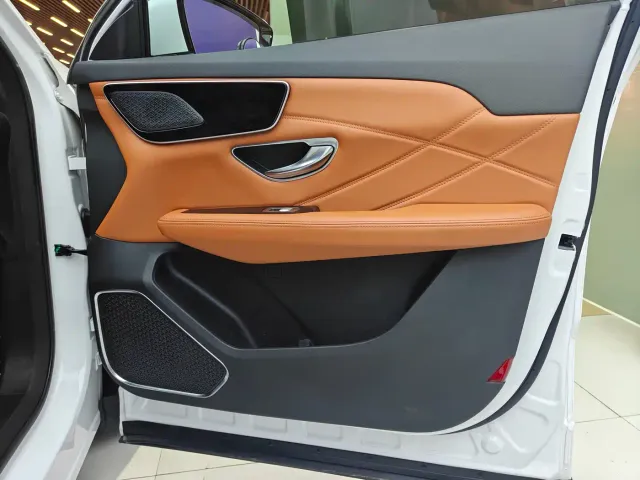 Jetour X70 Plus — Фото автомобиля 8