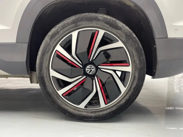 Volkswagen Tharu — Фото автомобиля 12