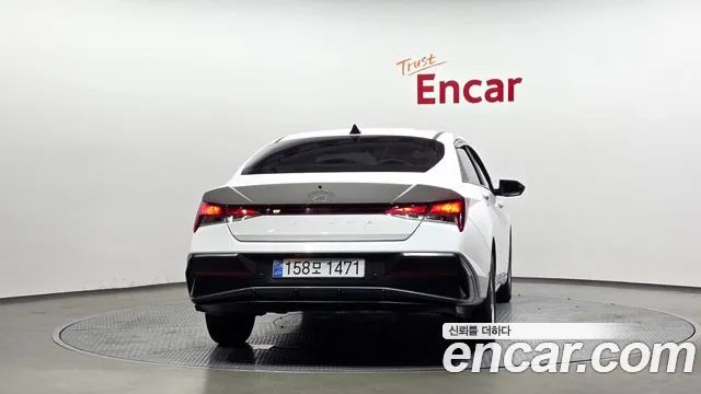 Hyundai AVANTE Новый Avante (CN7) — Фото автомобиля 4