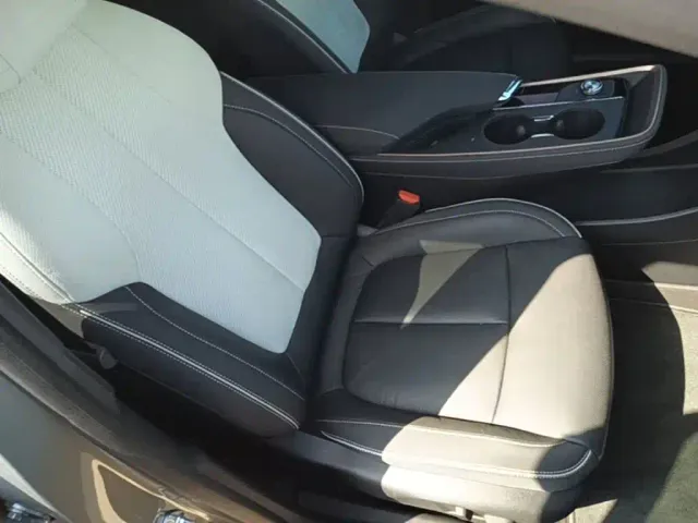 Buick E4 — Фото автомобиля 24
