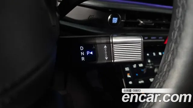 Hyundai Grandeur GN7 — Фото автомобиля 12