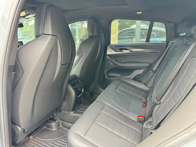 BMW X4 M40i — Фото автомобиля 17