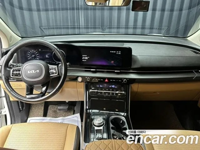 Kia Carnival Generation 4 — Фото автомобиля 9