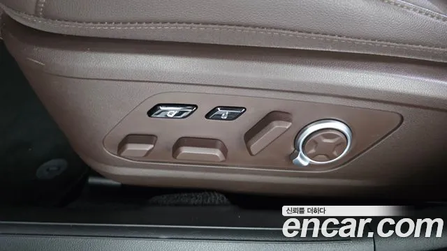 Hyundai Grandeur — Фото автомобиля 24