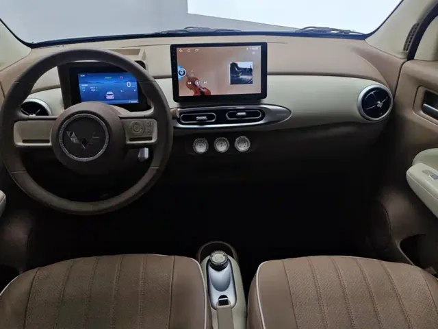 Wuling Hongguang Mini EV — Фото автомобиля 12