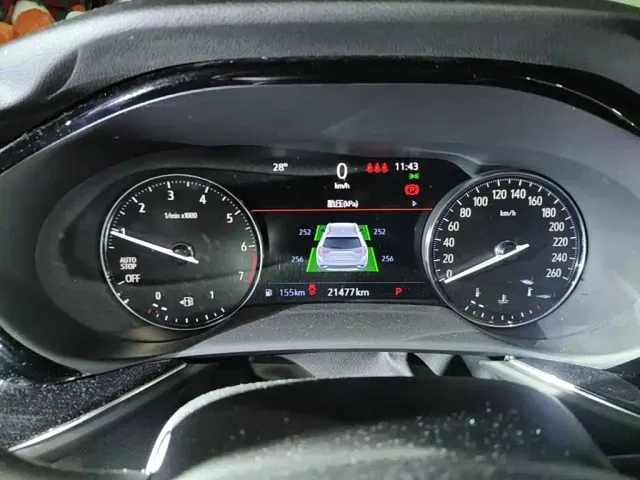 Buick Envision Plus — Фото автомобиля 4