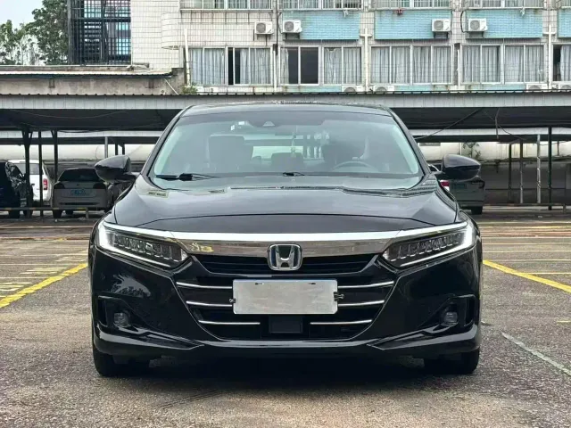 Honda Accord — Фото автомобиля 2