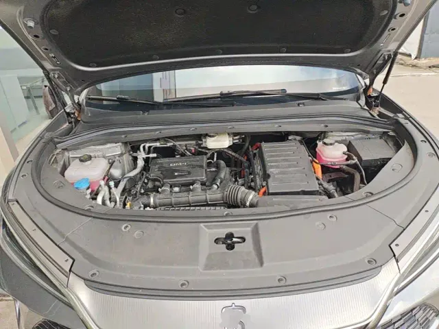 BYD Song L DM-i — Фото автомобиля 19