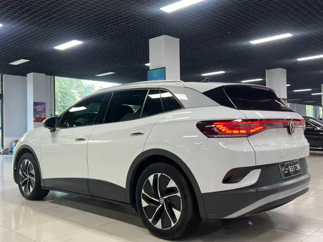 Volkswagen ID.4 Crozz — Фото автомобиля 4