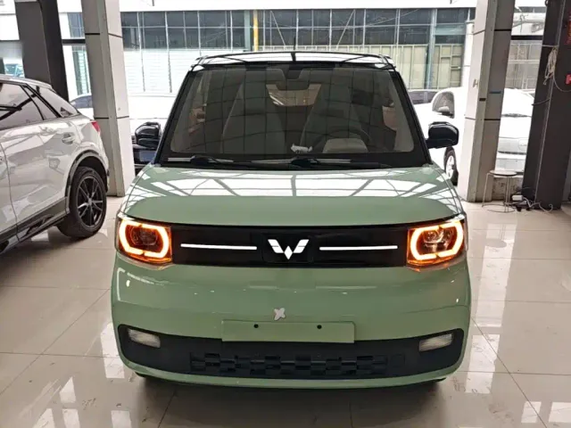Wuling Hongguang Mini EV — Фото автомобиля 2