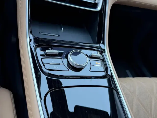 Geely Galaxy A7 — Фото автомобиля 11