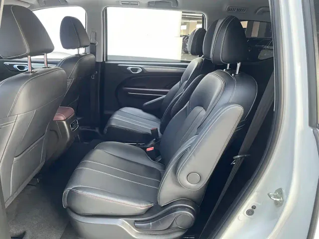 GAC Trumpchi M6 — Фото автомобиля 8