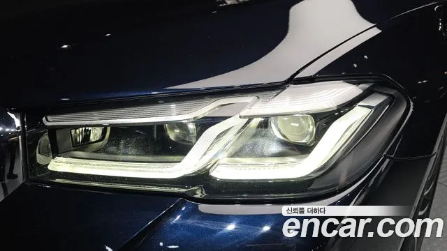 BMW 5 Series G30 — Фото автомобиля 7