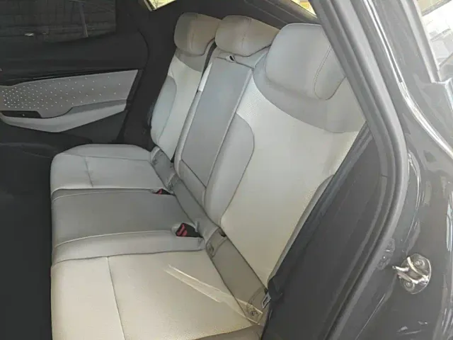 Volkswagen ID. Unyx 06 — Фото автомобиля 16