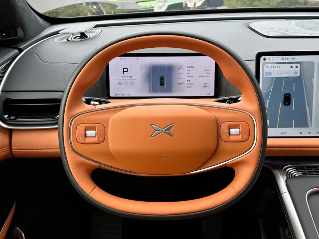 Xpeng G9 — Фото автомобиля 20