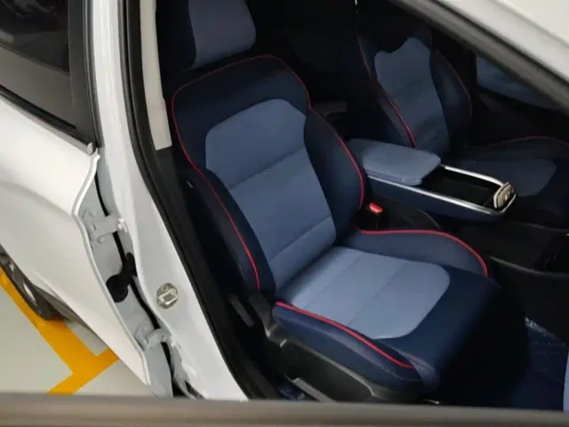 Geely Geometry M6 — Фото автомобиля 24