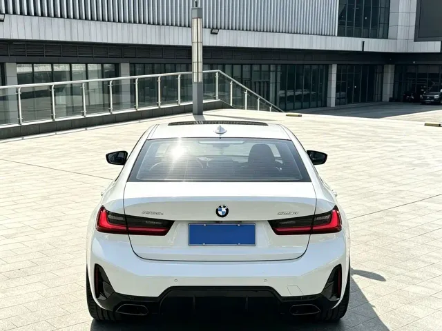 BMW 3 Series — Фото автомобиля 9