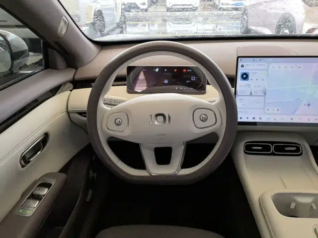 Changan Qiyuan A06 — Фото автомобиля 10