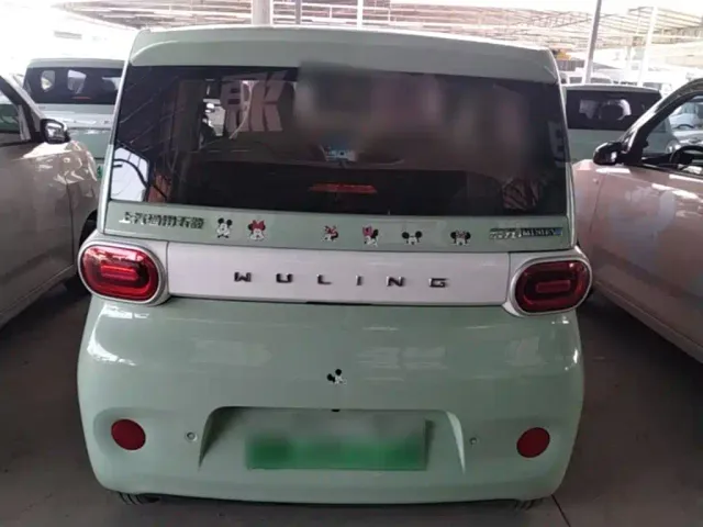 Wuling Hongguang Mini EV — Фото автомобиля 3