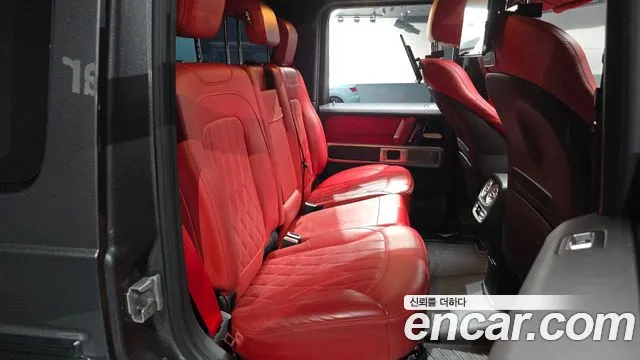 Mercedes-Benz G-Class — Фото автомобиля 24