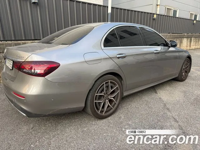 Mercedes-Benz E-Class W213 — Фото автомобиля 2