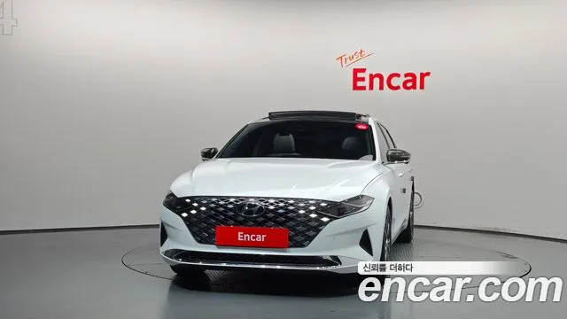 Hyundai Grandeur Grandeur (New) — Фото автомобиля 3