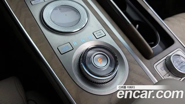 Genesis GV80 — Фото автомобиля 9